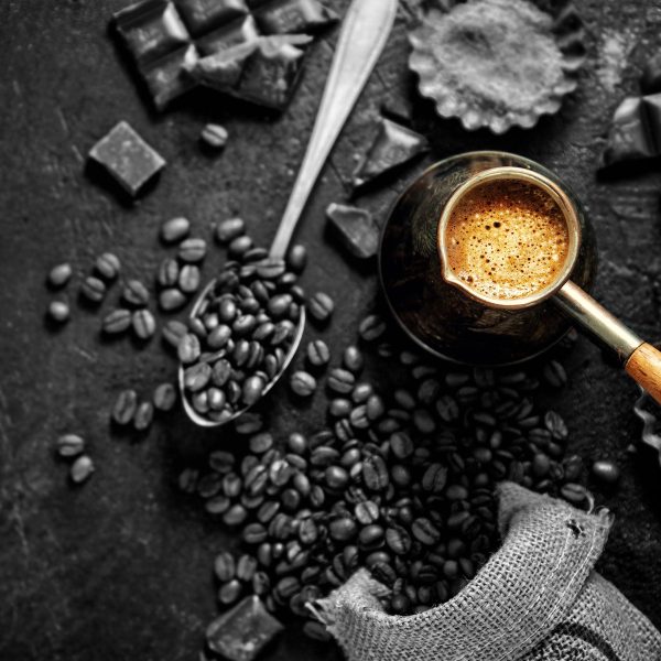 Kaffeebohnen und Schokolade von oben B&W Detail, Glasbild Quadratisch Schn?ppchen – Bild 5